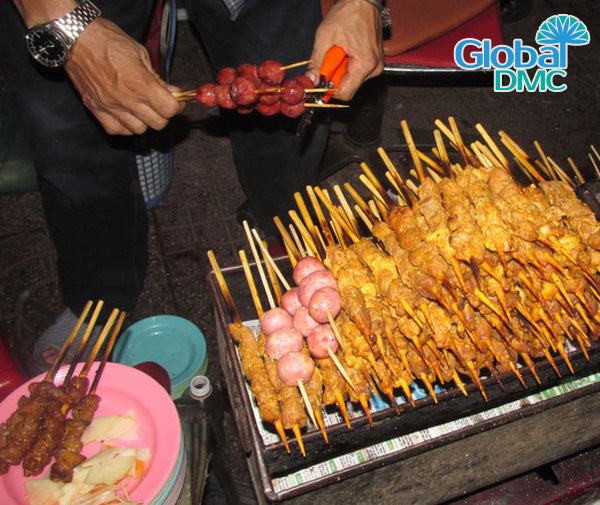 Saigon Street Food - Evening Tour by Bike