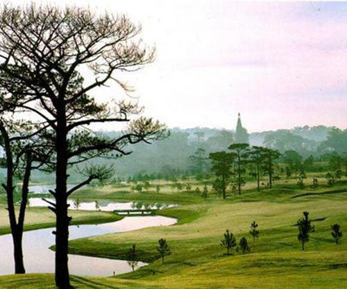 OUTSTANDING GOLF COURSE OF VIETNAM